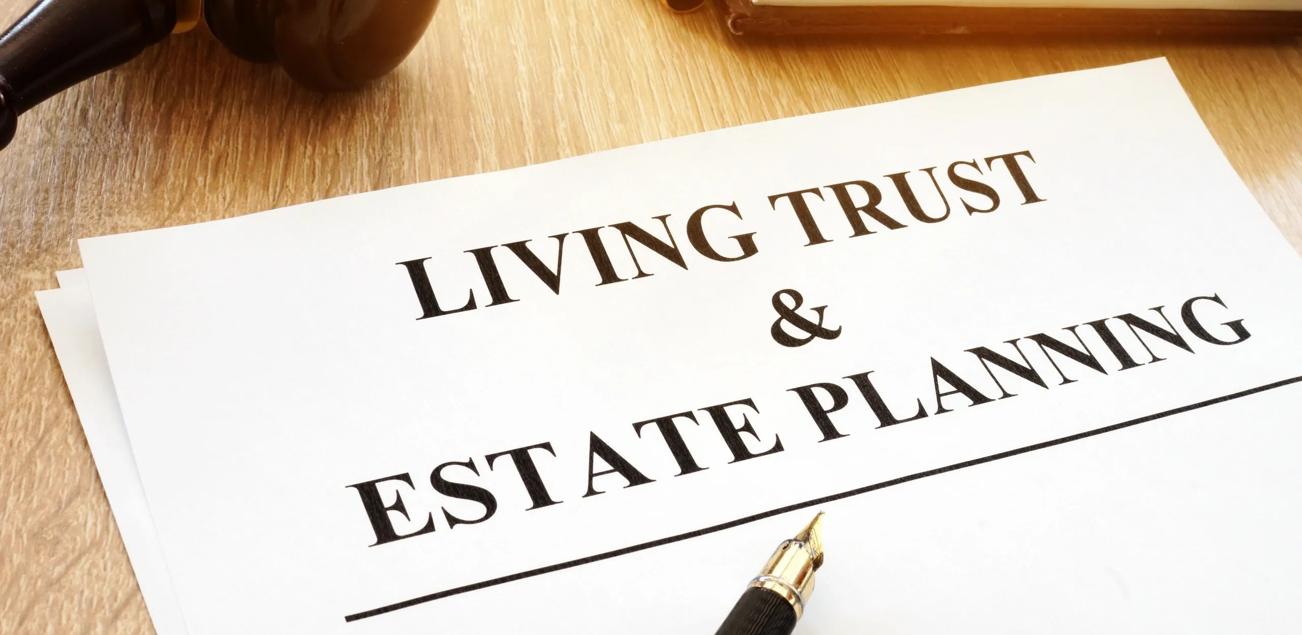 Family meeting with estate planning attorney